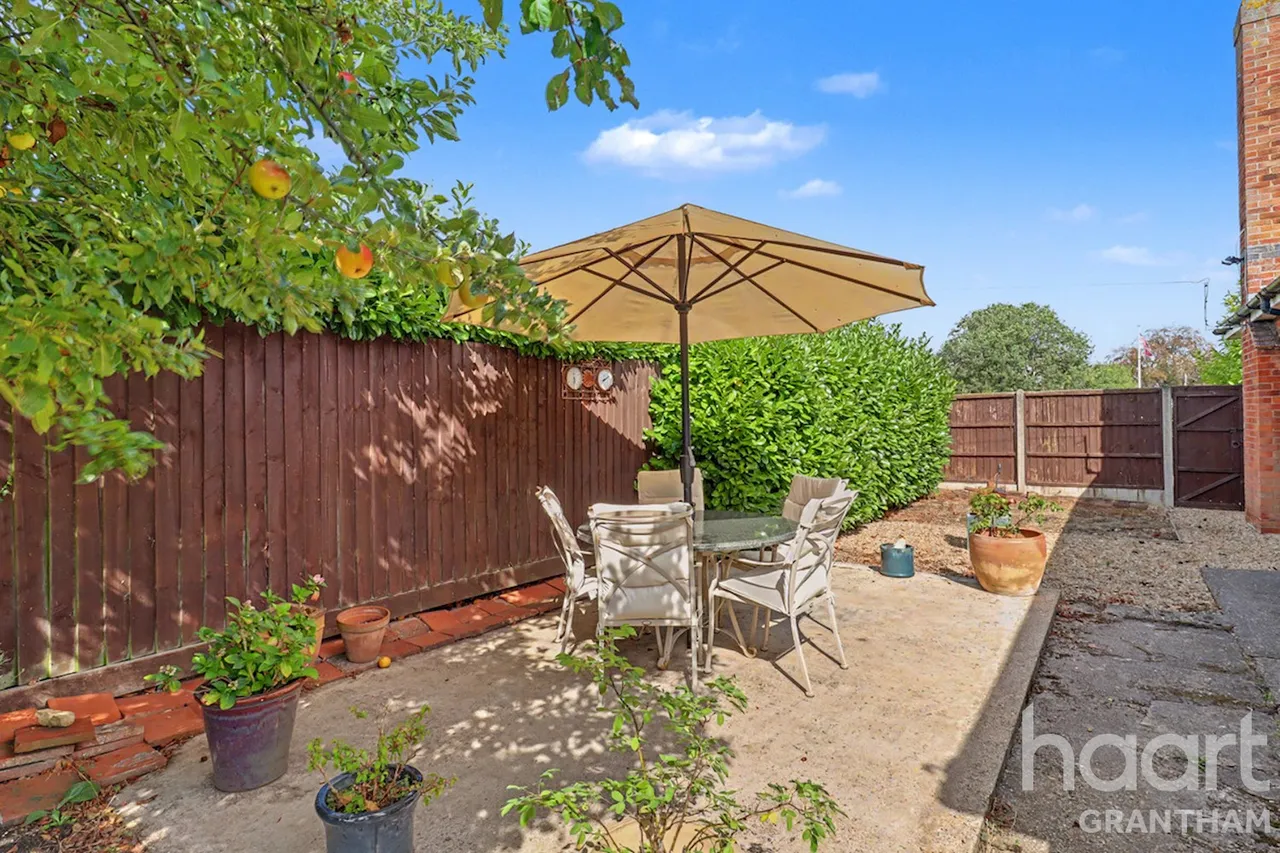 Chapel Street, Sleaford, NG34, photo 24
