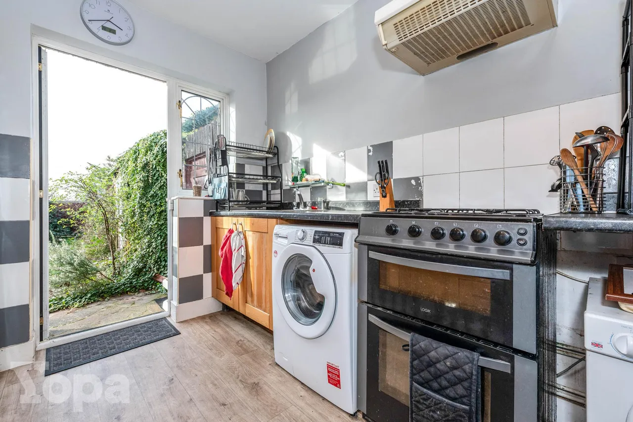 Brampton Road, Bexleyheath, DA7, photo 9