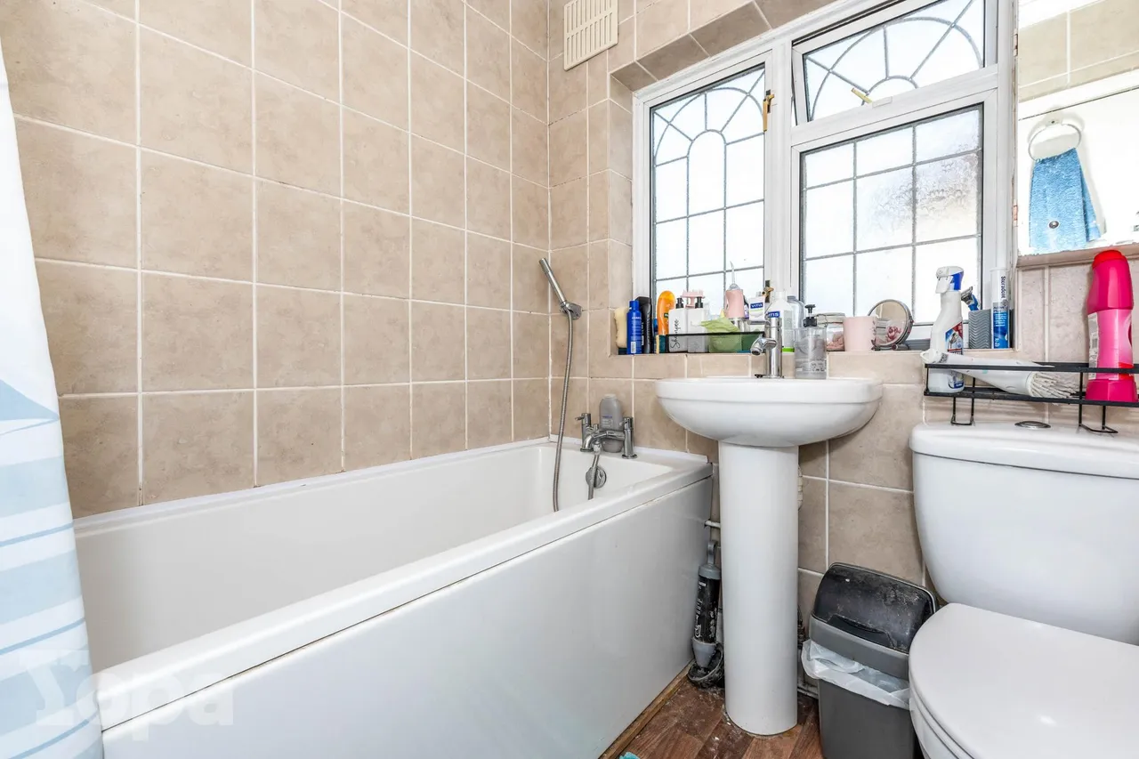 Brampton Road, Bexleyheath, DA7, photo 15