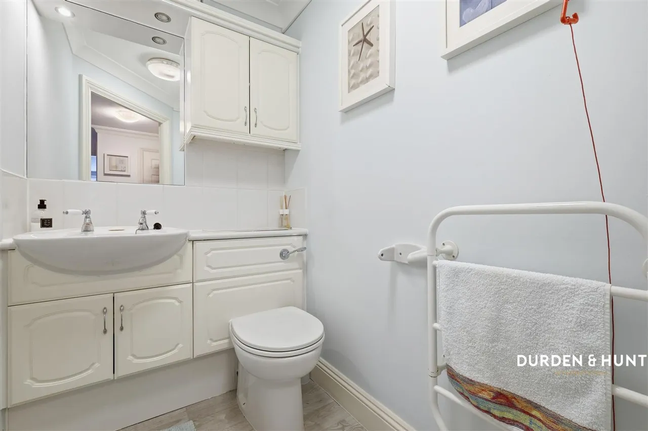 Victoria Road, Buckhurst Hill, IG9, photo 12