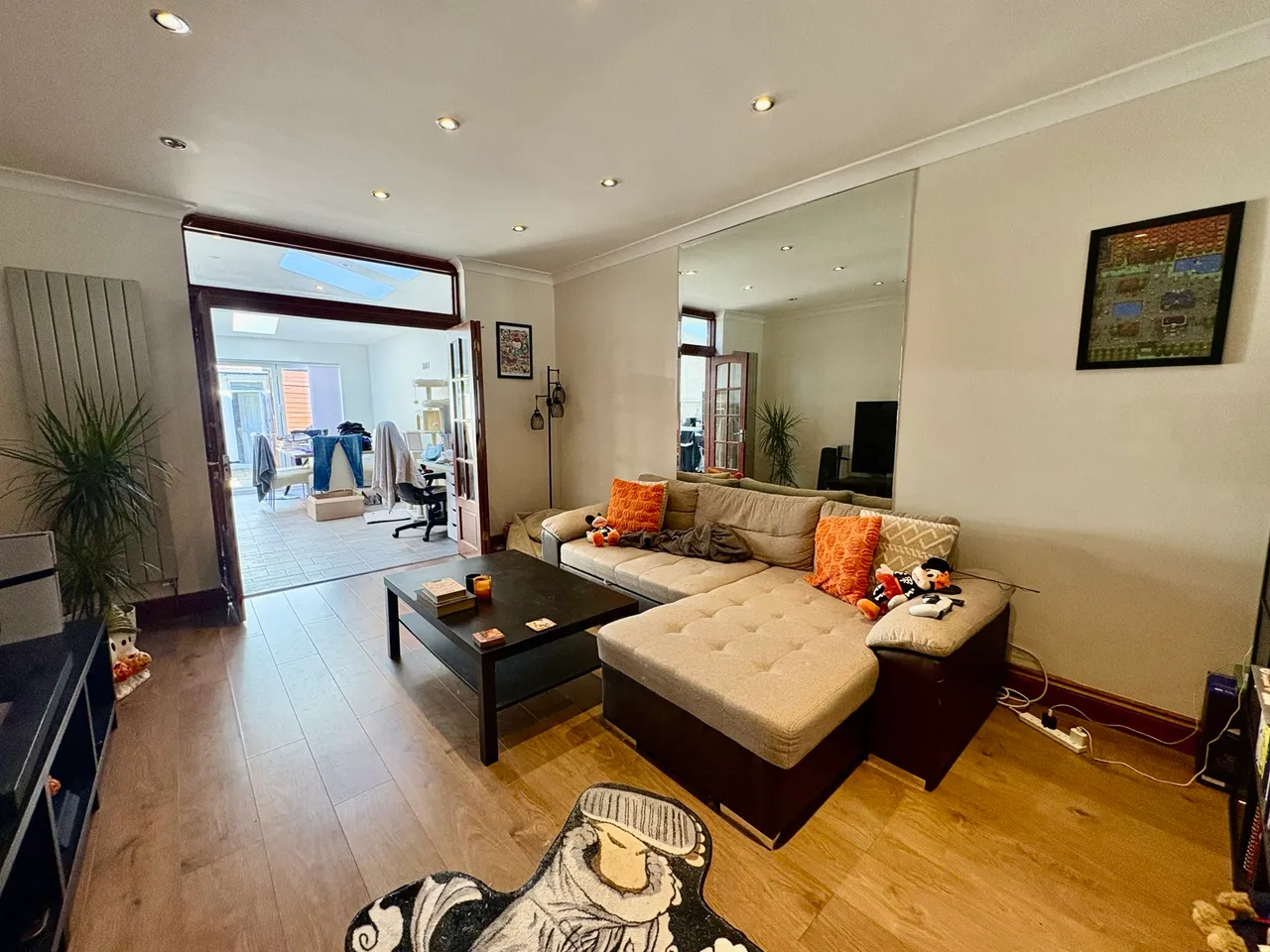 Montgomery Road, Edgware, HA8, photo 2