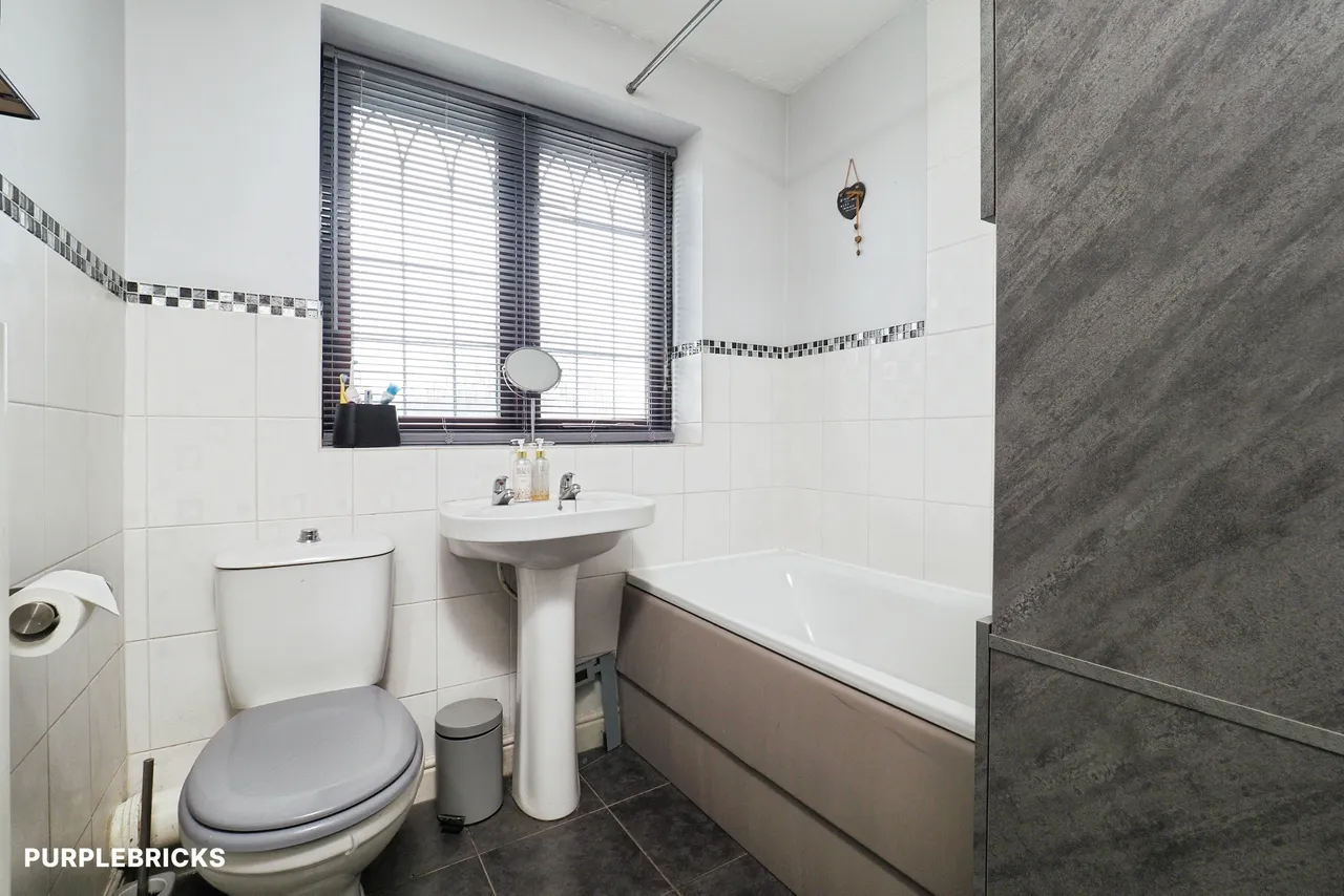 The Elms, Nottingham, NG4, photo 14