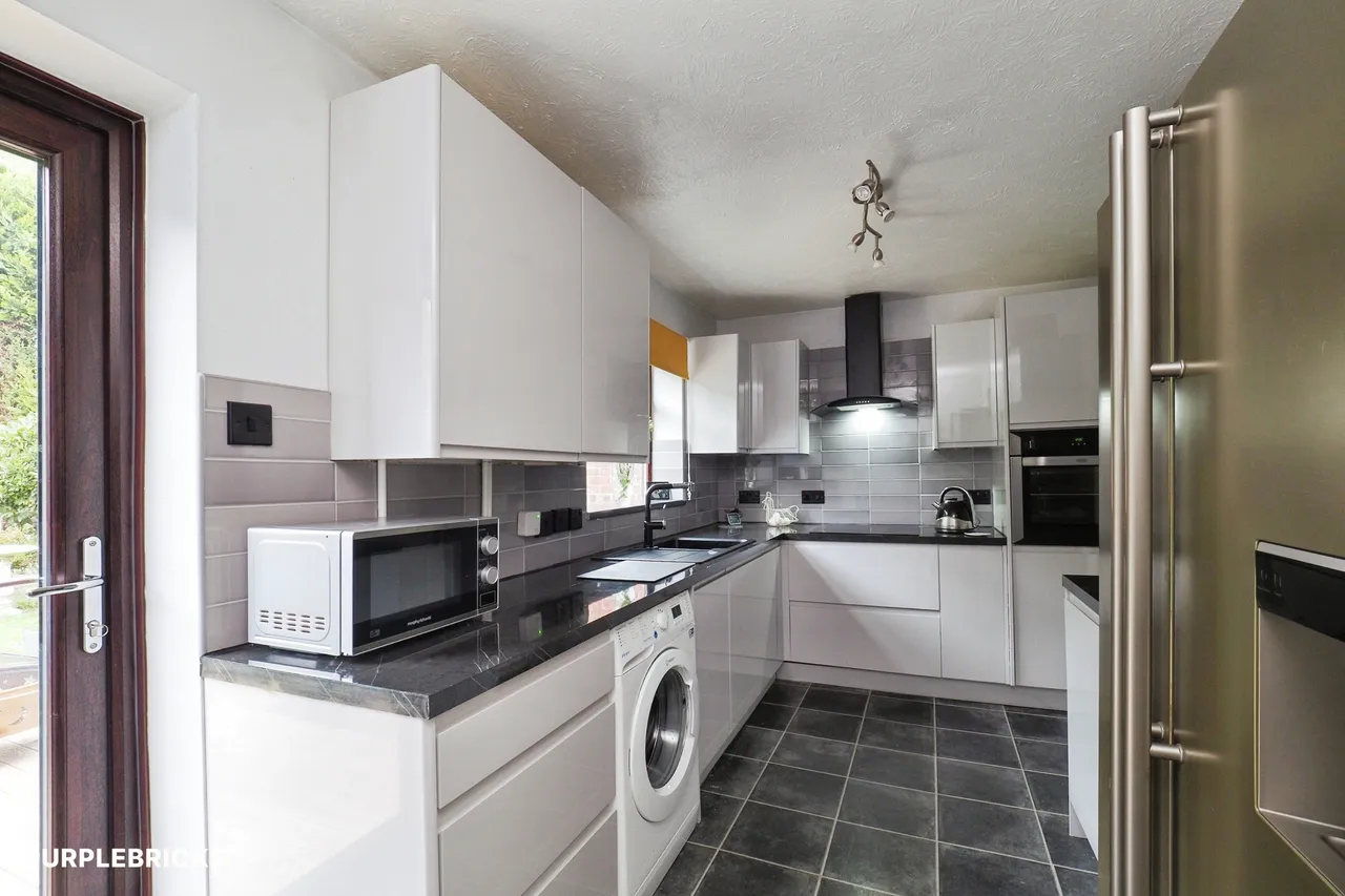 The Elms, Nottingham, NG4, photo 2