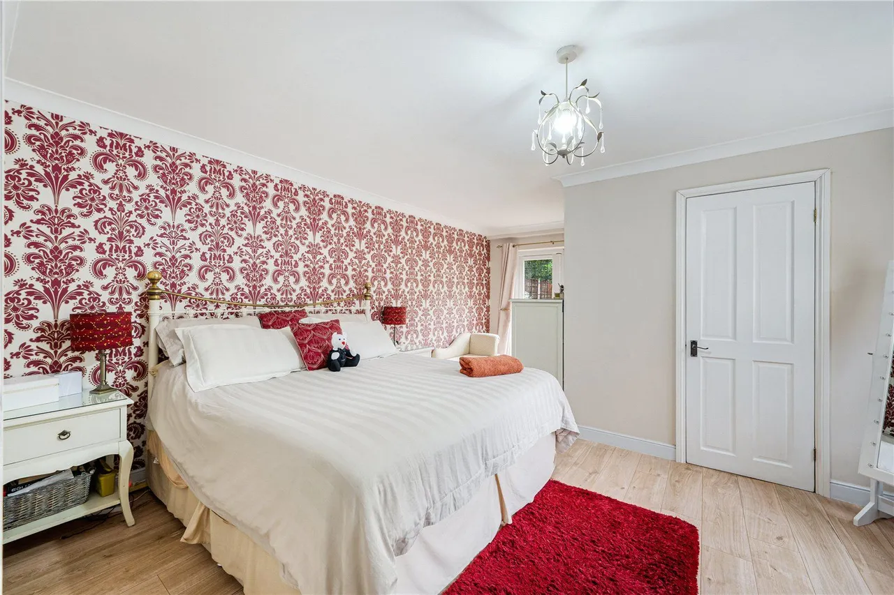 Barrowby Lane, Garforth, LS25, photo 13