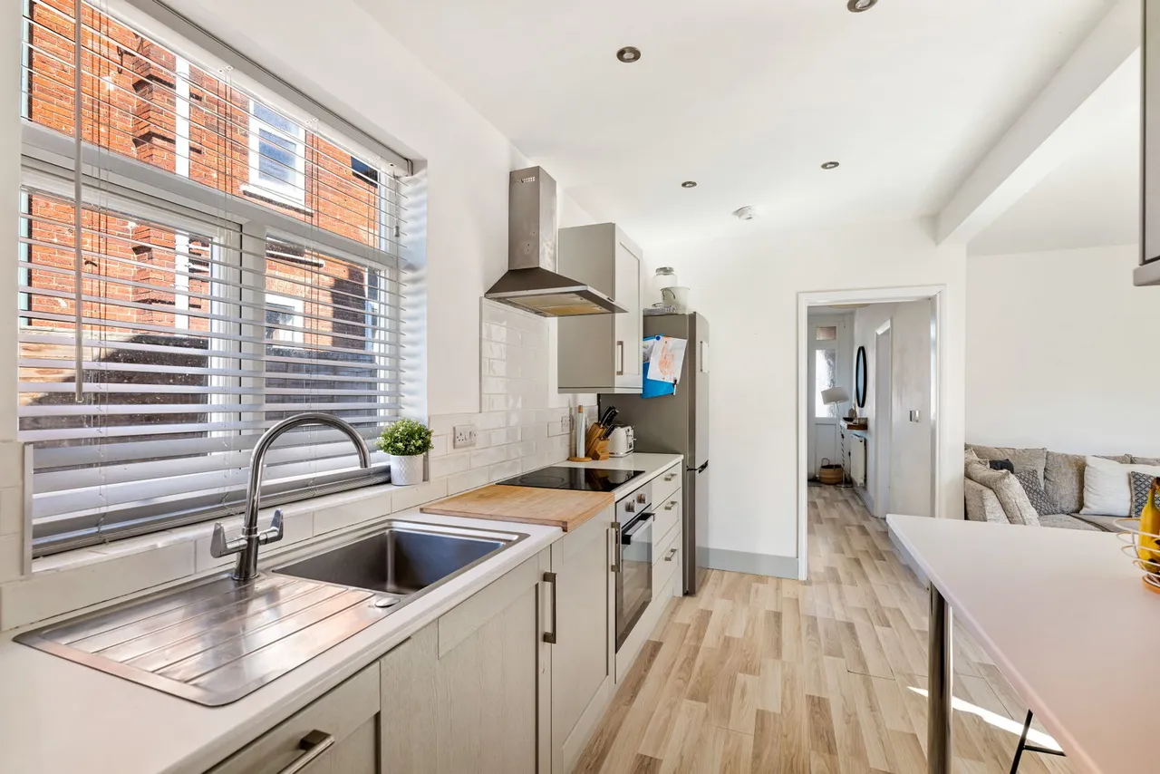 148 Carholme Road, Lincoln, LN1 1SH, photo 8