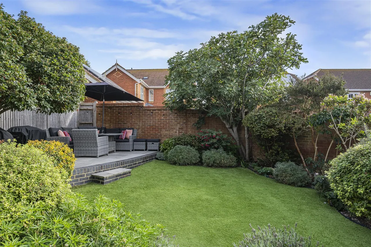 Micklefield Way, Seaford, photo 5