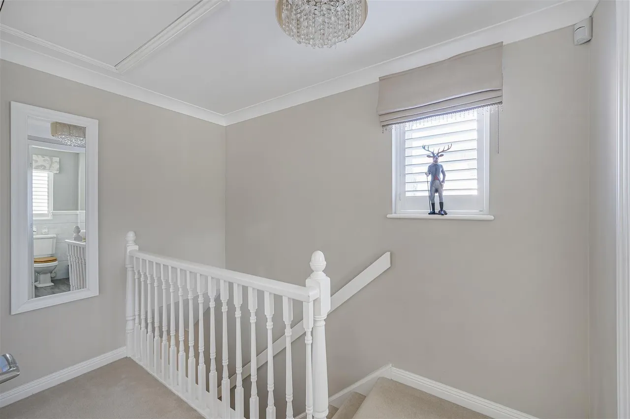 Micklefield Way, Seaford, photo 23