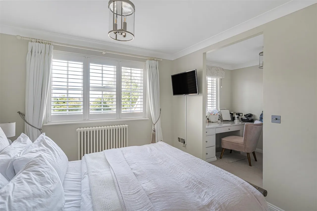 Micklefield Way, Seaford, photo 16