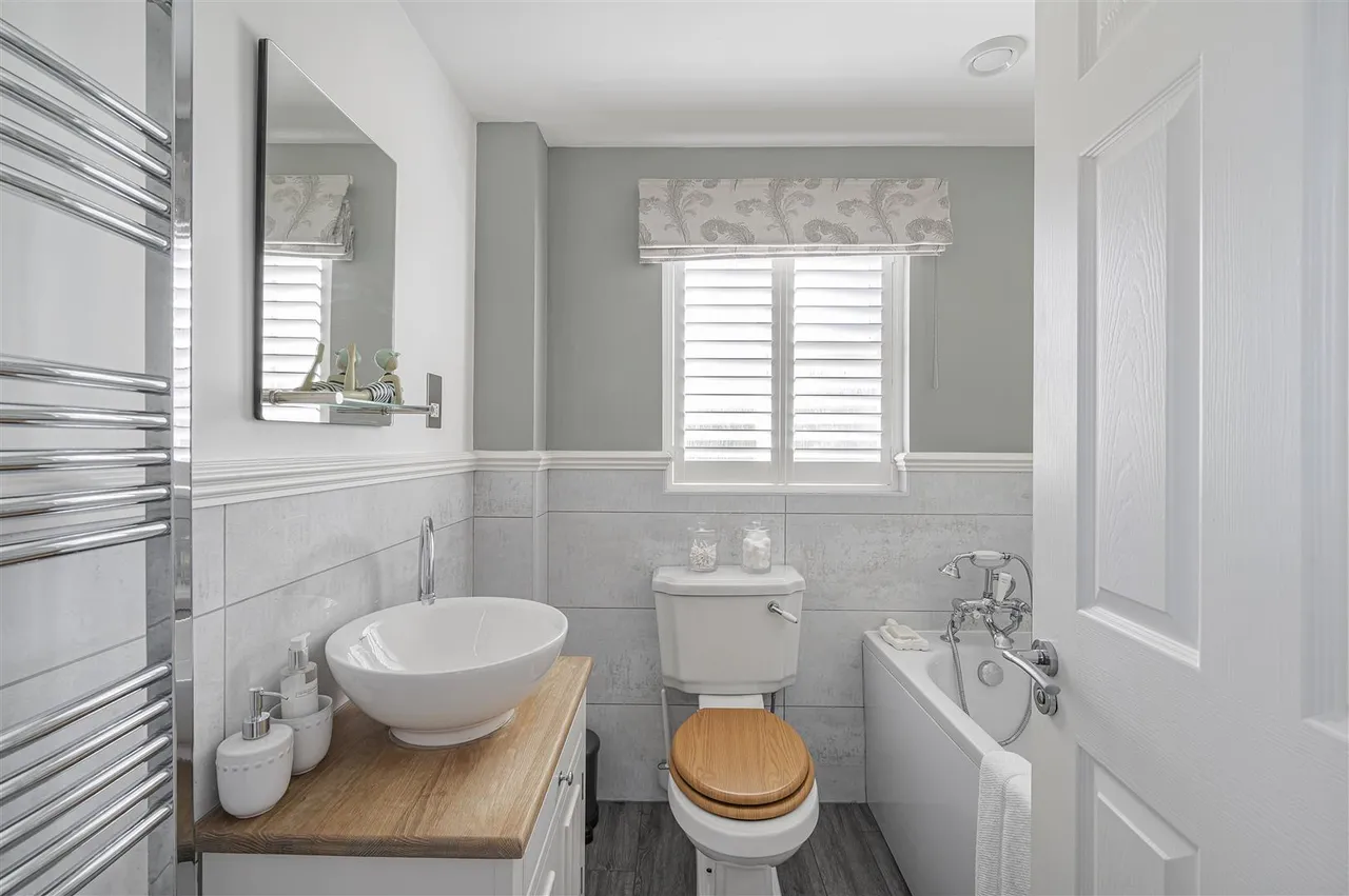 Micklefield Way, Seaford, photo 18