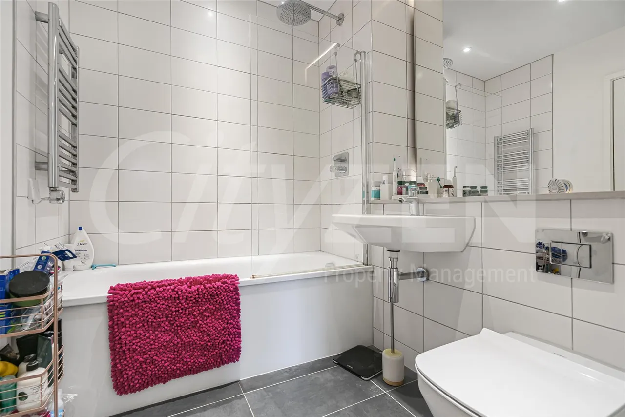 Local Crescent, Block B, 4 Hulme Street, Salford, M5 4ZE, photo 15