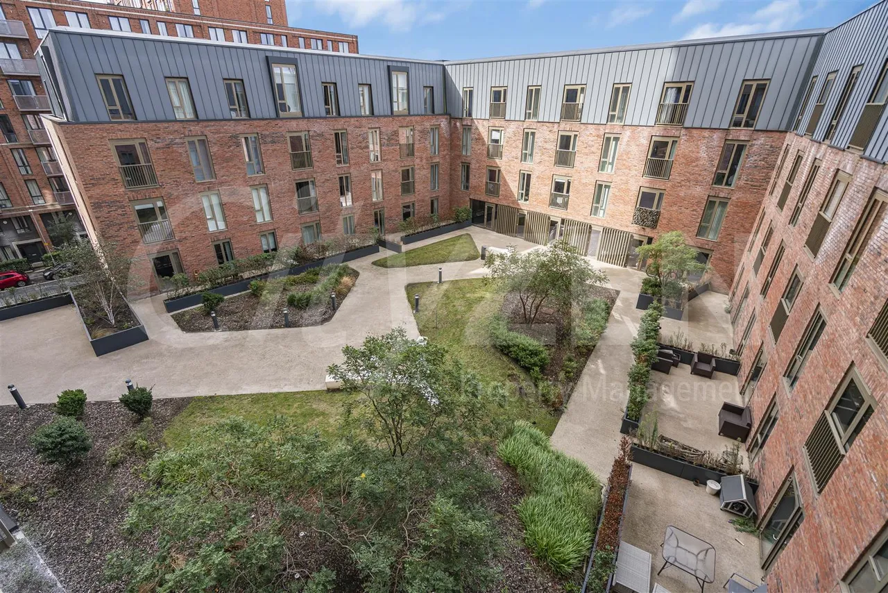 Local Crescent, Block B, 4 Hulme Street, Salford, M5 4ZE, photo 5