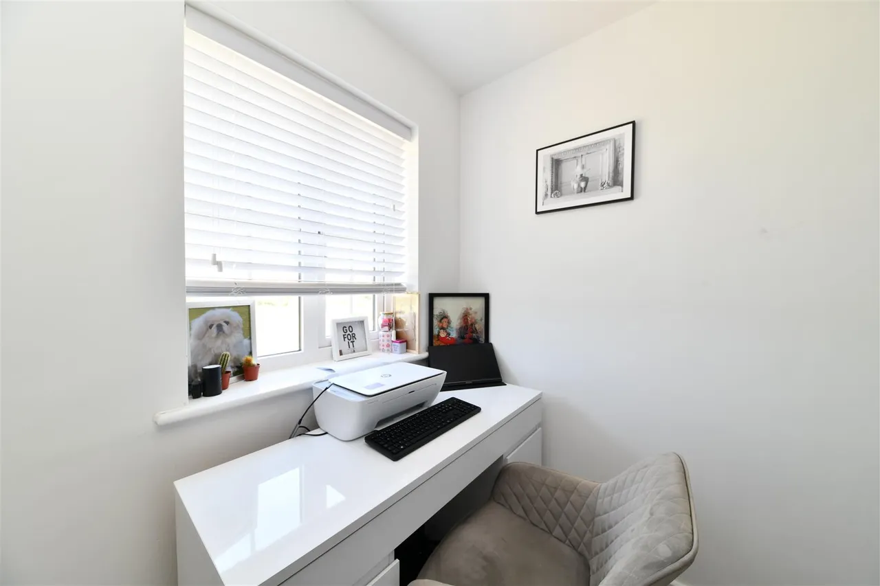 Lily Edge, Biggleswade, Beds, SG18 8YR, photo 18