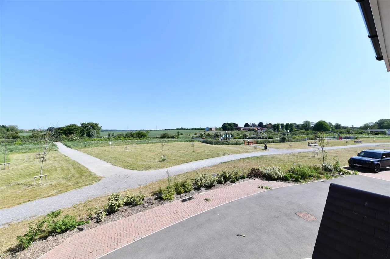 Lily Edge, Biggleswade, Beds, SG18 8YR, photo 11