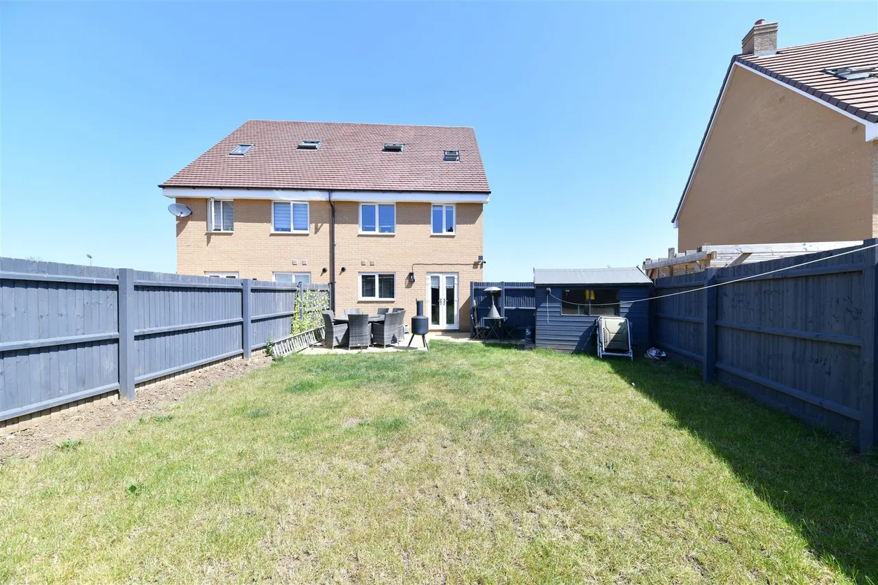 Lily Edge, Biggleswade, Beds, SG18 8YR, photo 21