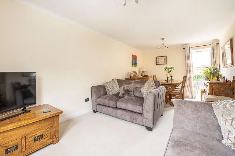Tring Road, Long Marston, Hertfordshire, HP23 4RL, photo 11