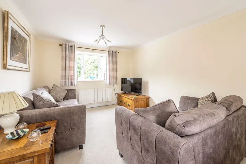 Tring Road, Long Marston, Hertfordshire, HP23 4RL, photo 10