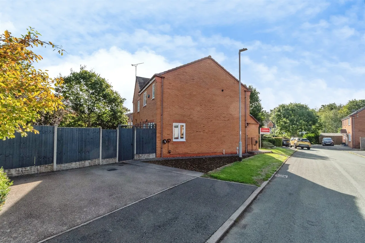 The Ridings, Cannock, WS11, photo 28