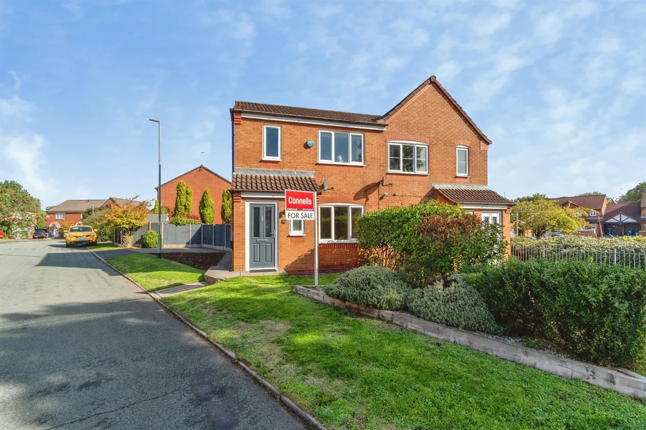 The Ridings, Cannock, WS11, photo 2