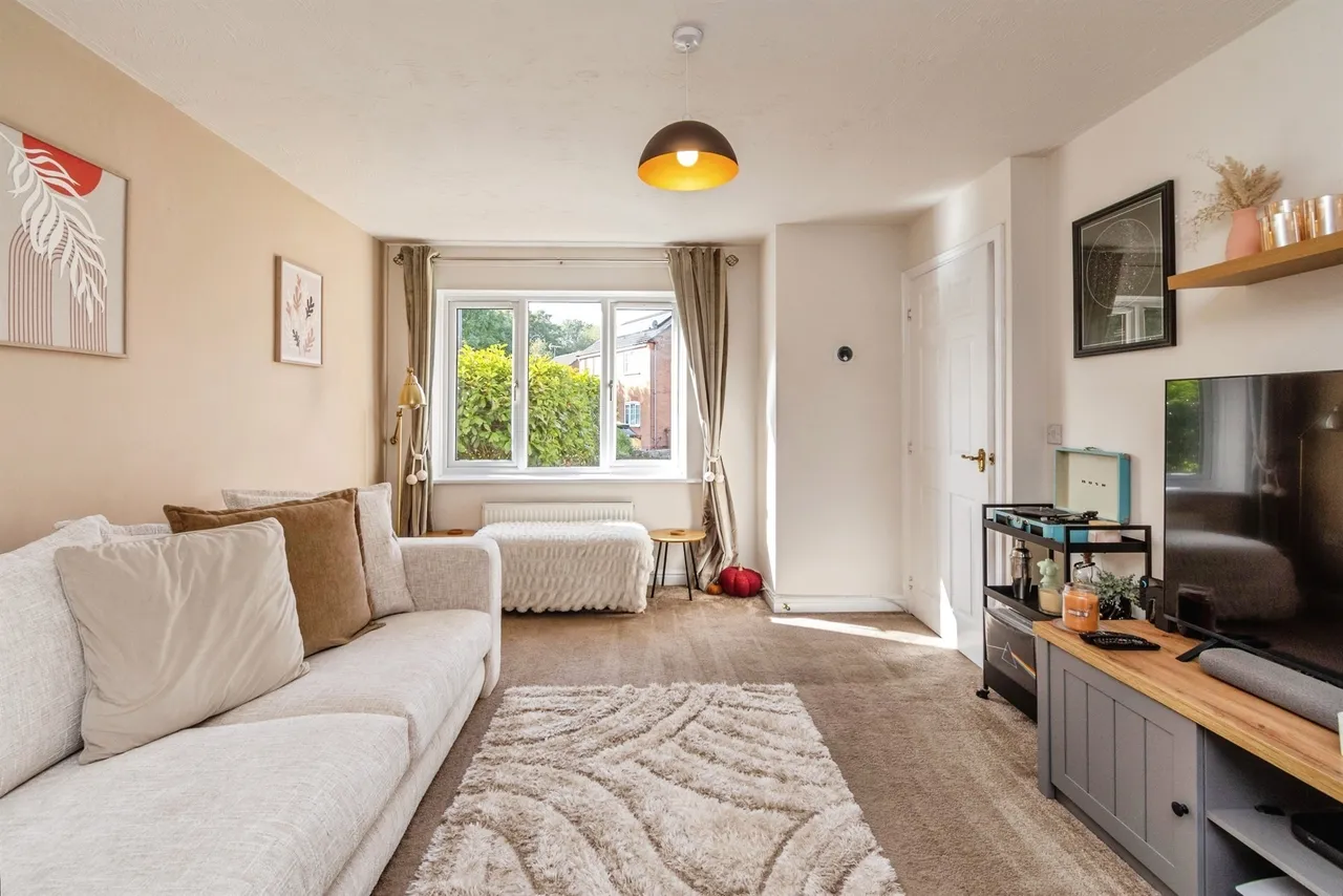The Ridings, Cannock, WS11, photo 3