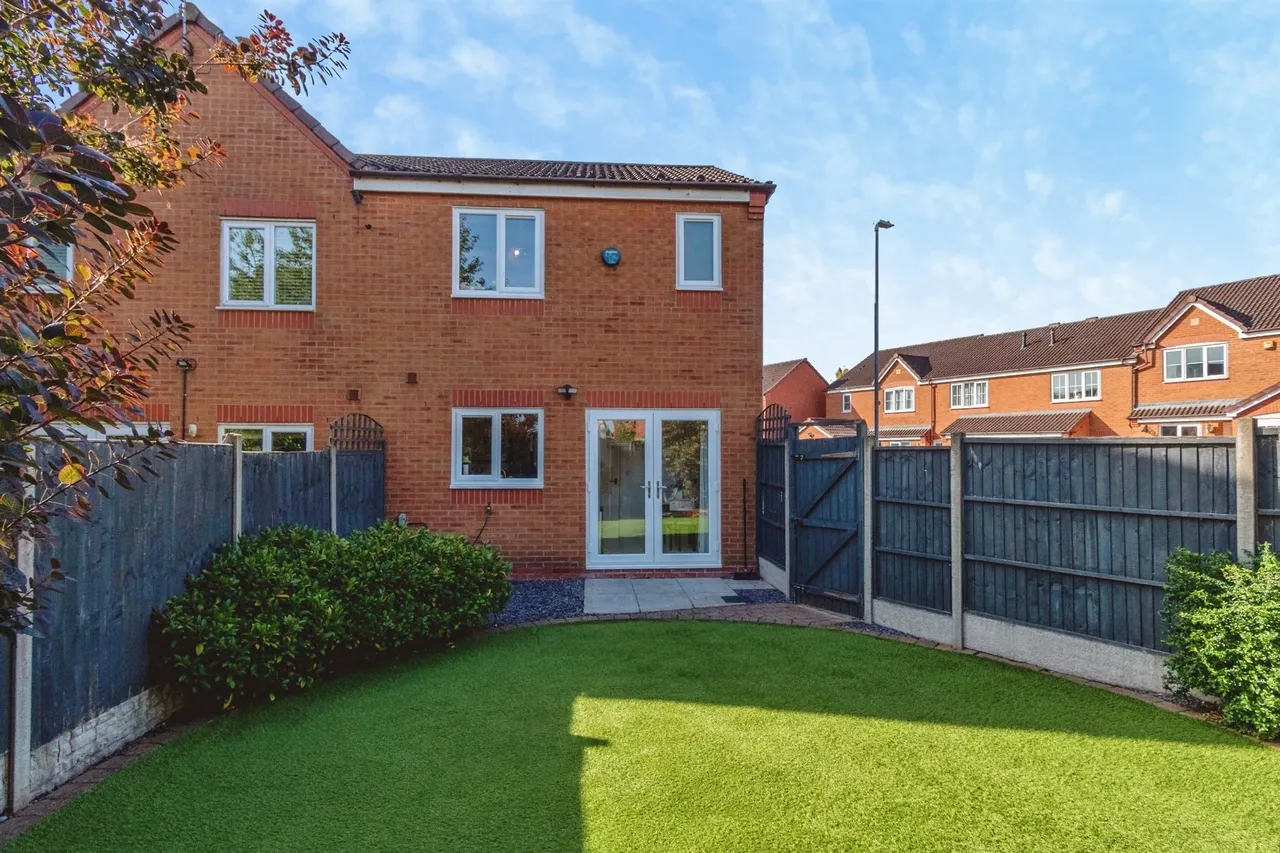 The Ridings, Cannock, WS11, photo 25