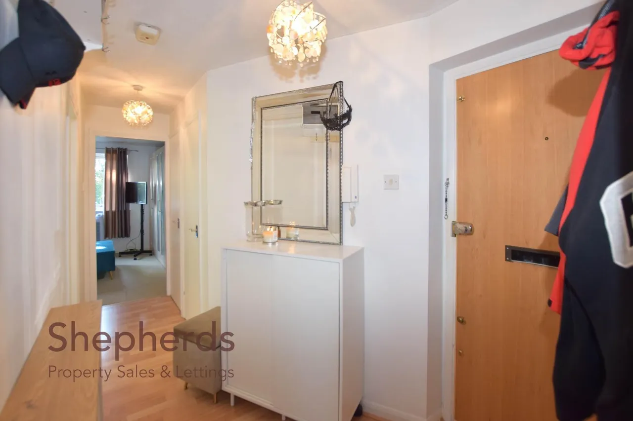 Westgate Court, Waltham Cross, EN8, photo 9