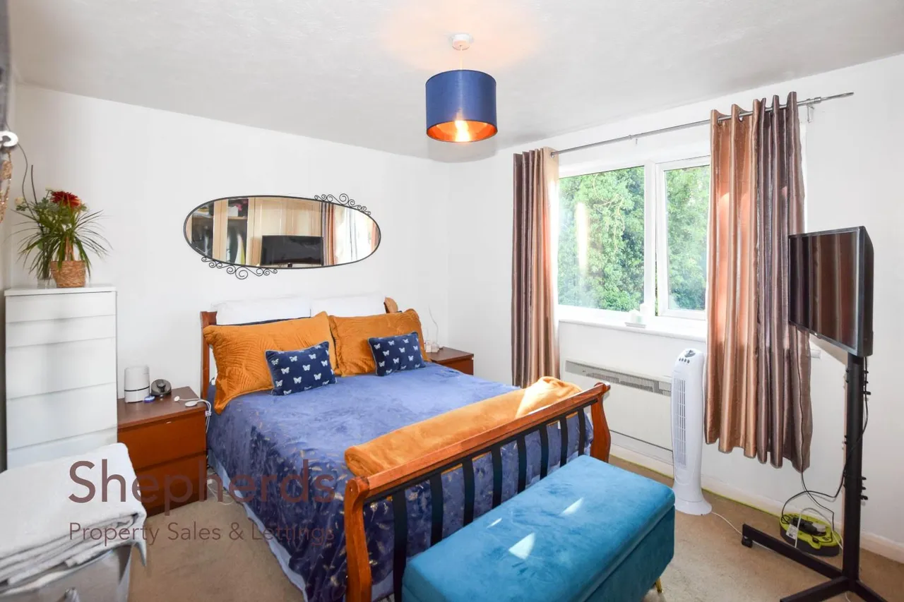 Westgate Court, Waltham Cross, EN8, photo 8