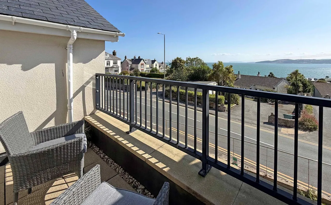 Amlwch Road, Benllech, photo 16