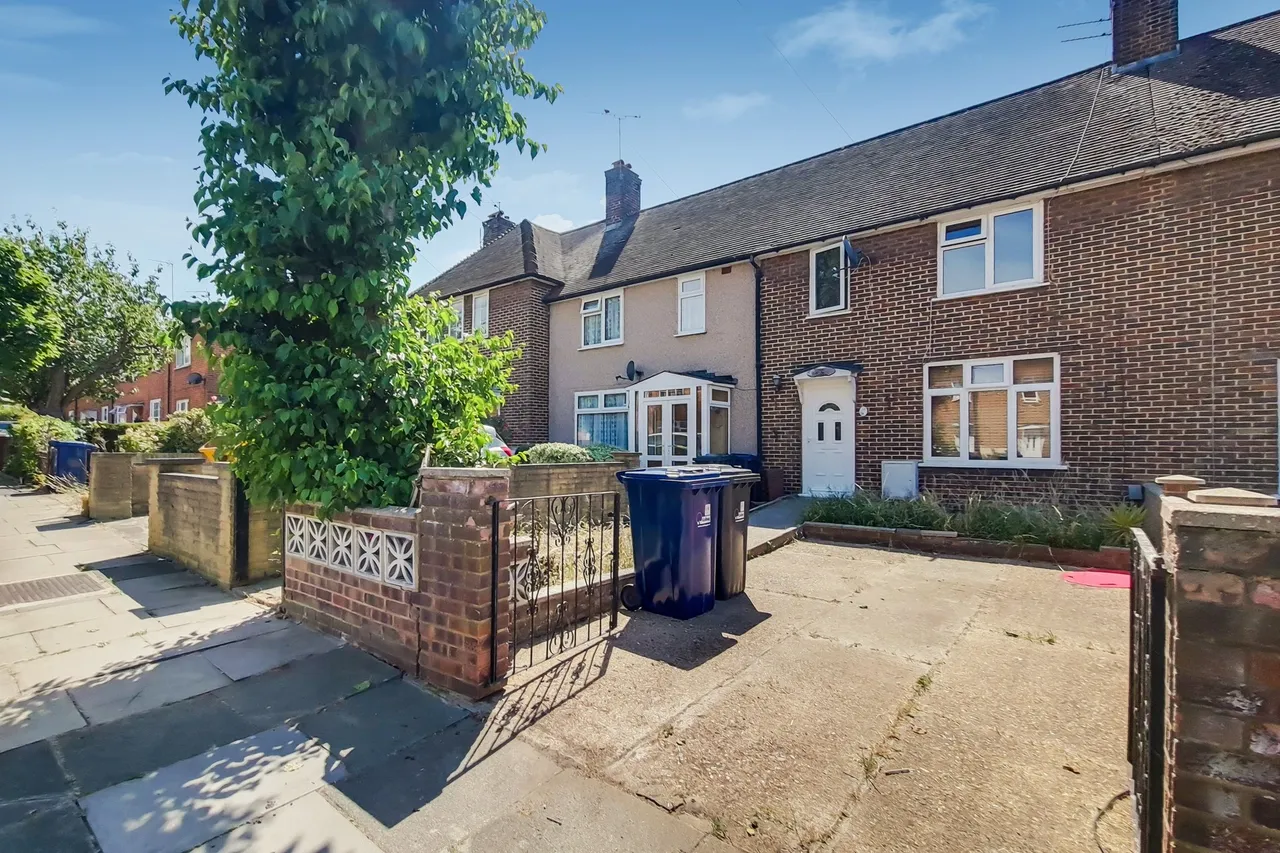 house for sale — Greatdown Road, London, W7 1JS