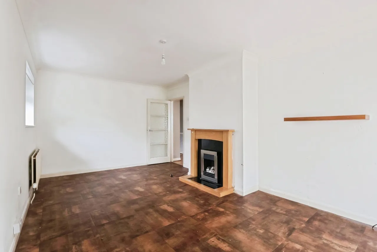 Linmead Drive, Bearcross, BH11, photo 2
