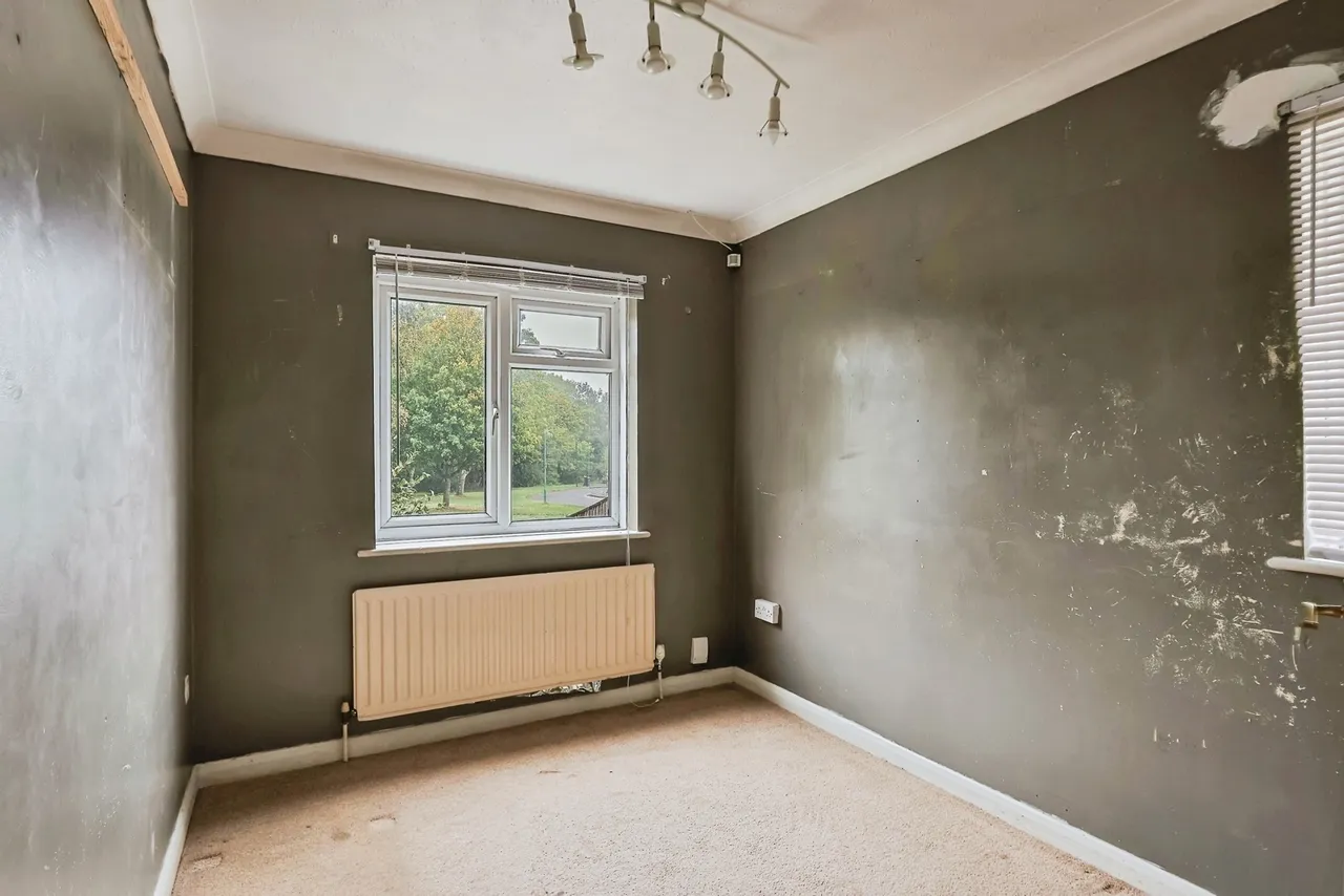 Linmead Drive, Bearcross, BH11, photo 12