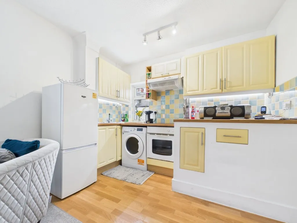 School Road, Tilehurst, RG31, photo 6