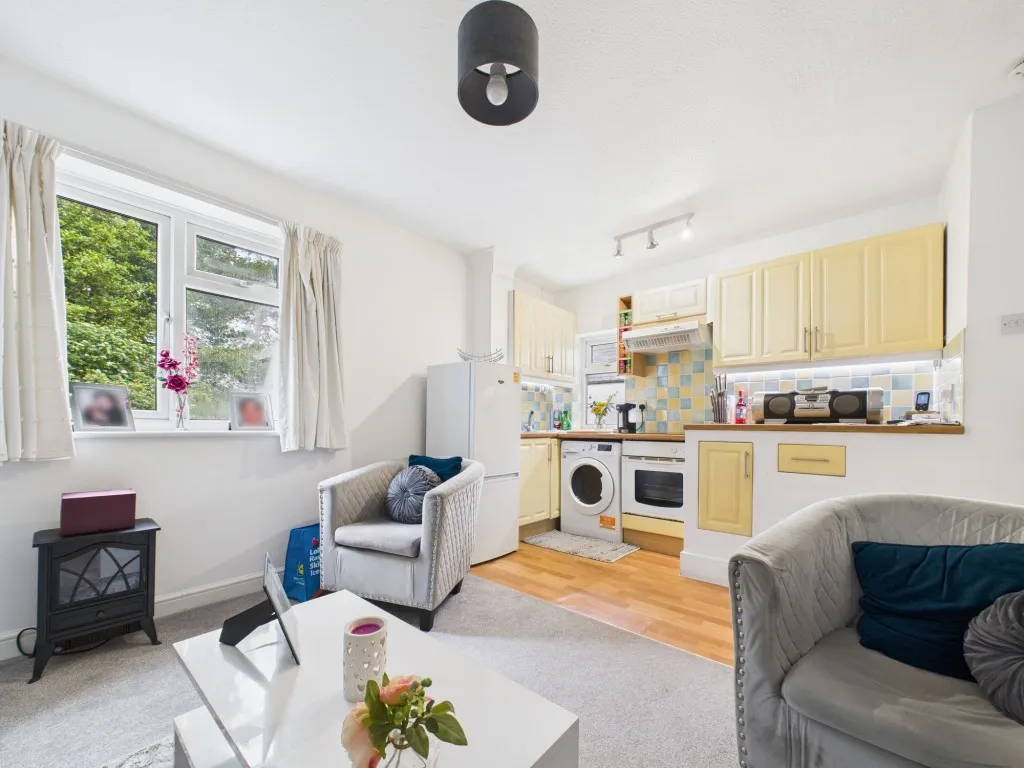 School Road, Tilehurst, RG31, photo 5