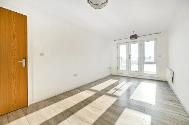 Mill Street, Slough, SL2, photo 17