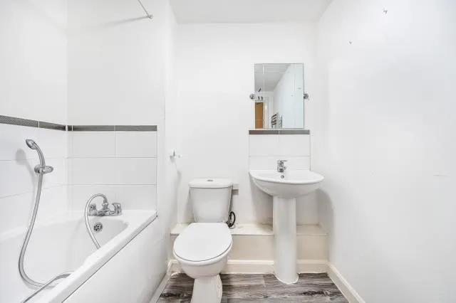 Mill Street, Slough, SL2, photo 6
