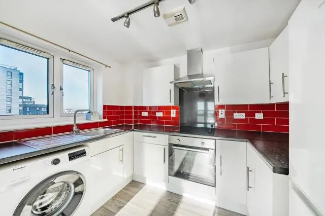 Mill Street, Slough, SL2, photo 4