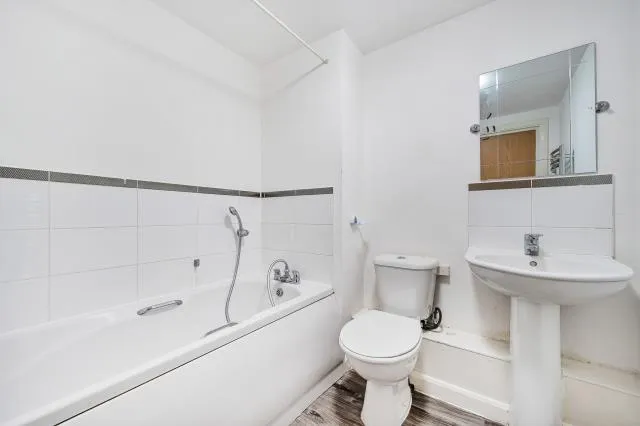 Mill Street, Slough, SL2, photo 10
