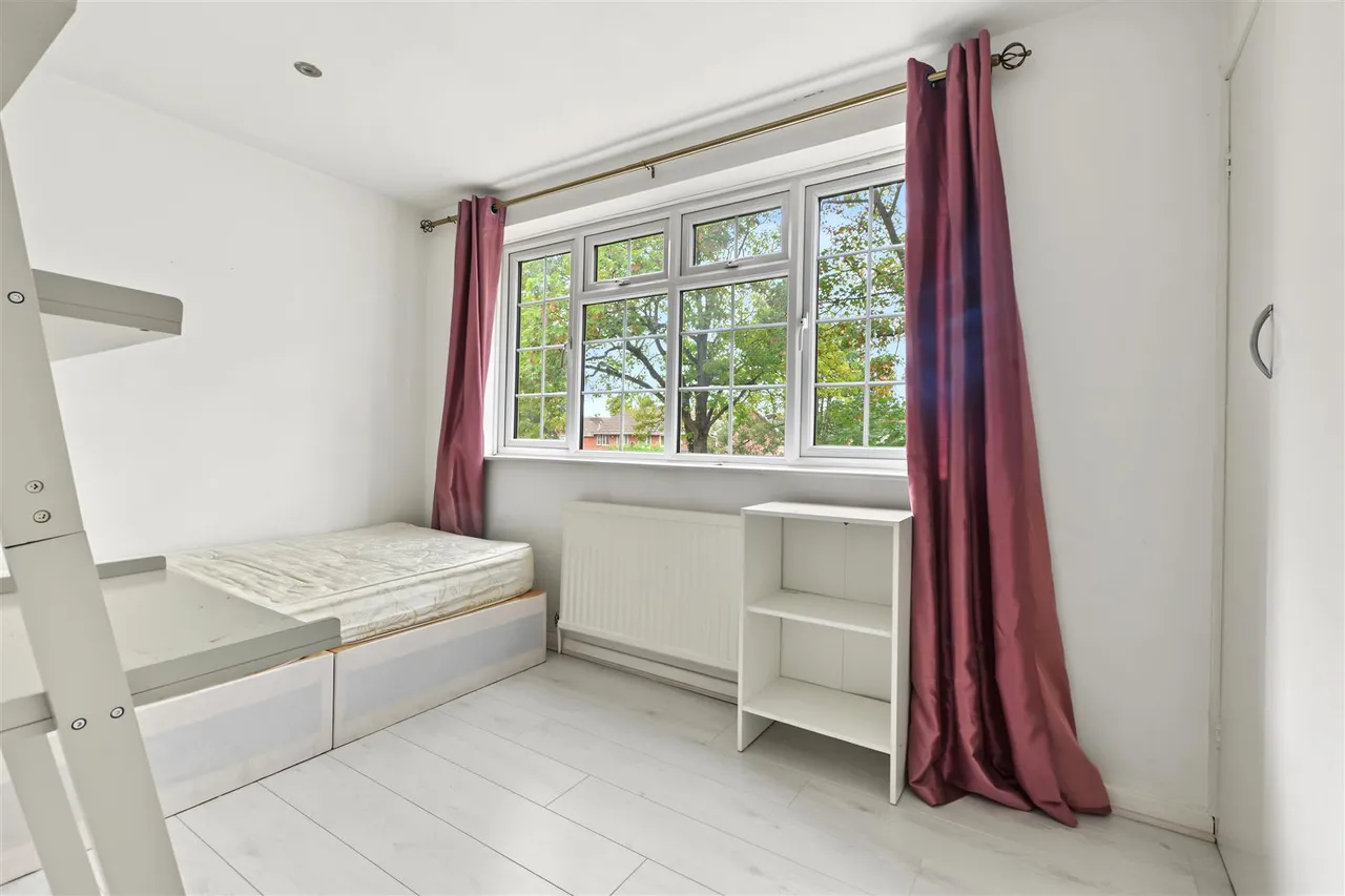 Saxon Green, Nottingham, NG7, photo 7