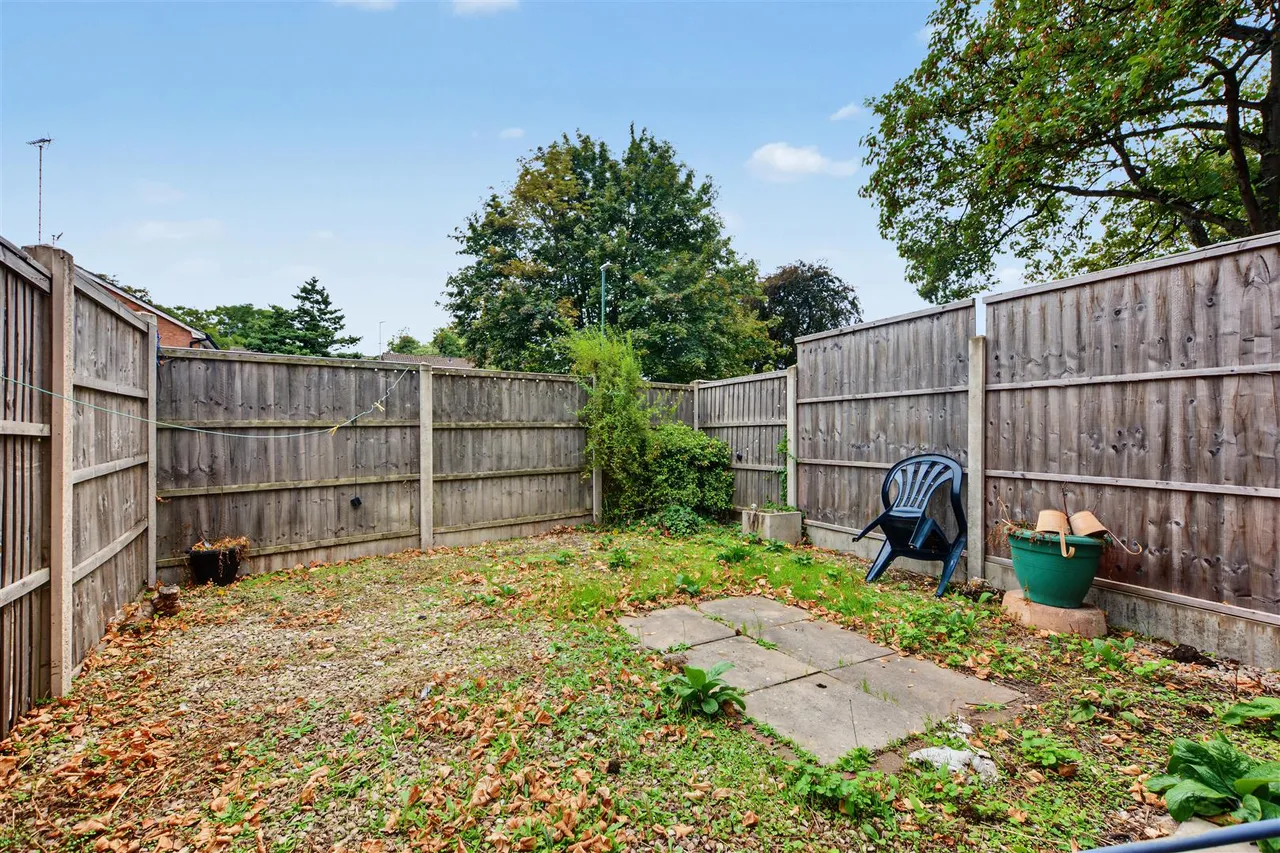 Saxon Green, Nottingham, NG7, photo 9