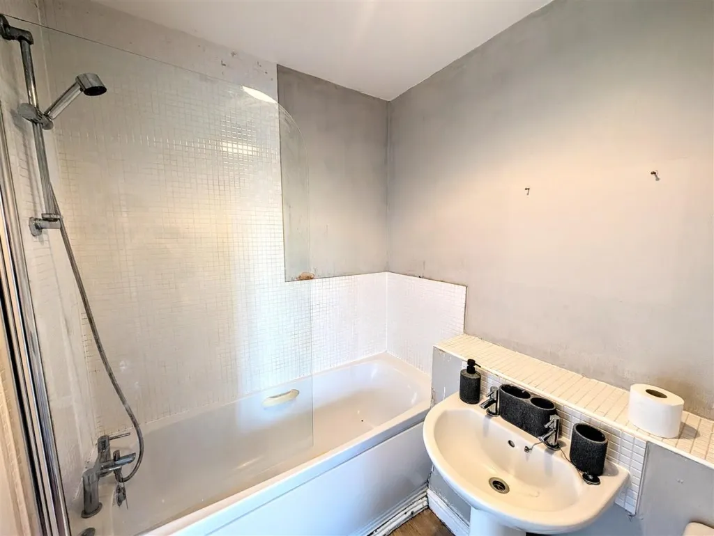 Walker Road, Walsall, WS3, photo 12