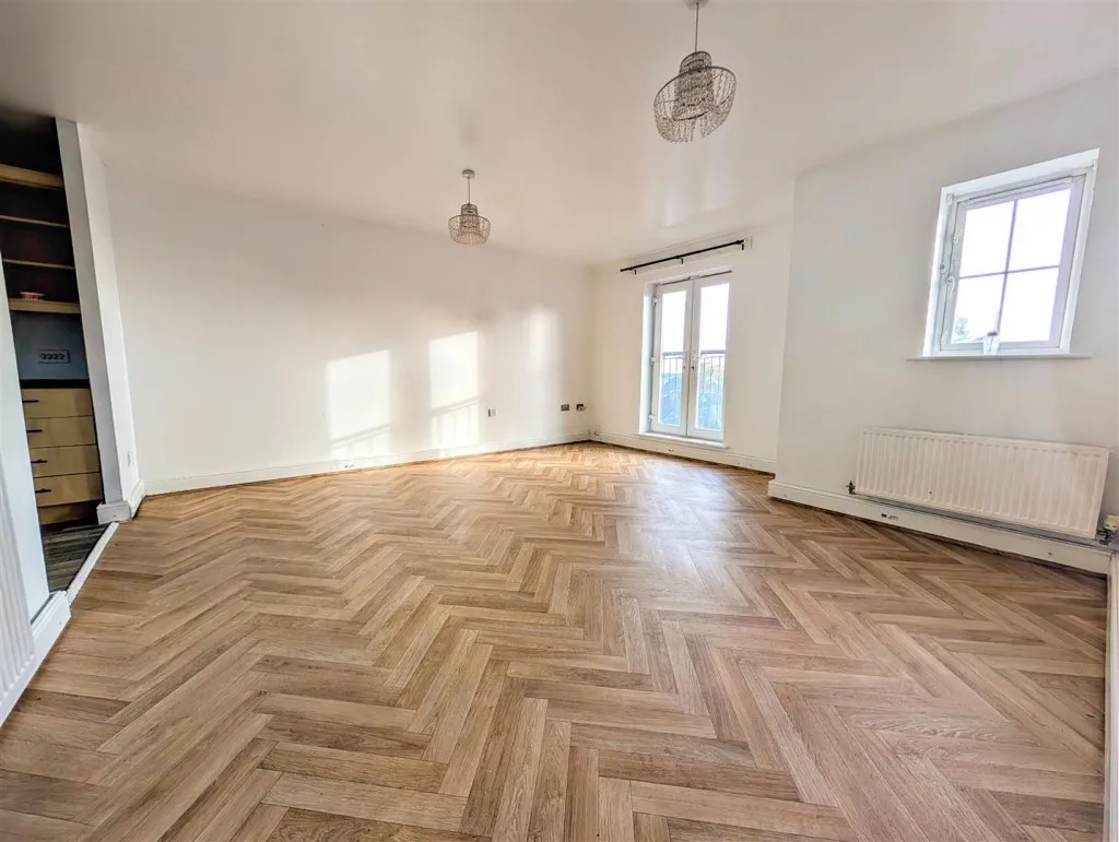 Walker Road, Walsall, WS3, photo 2