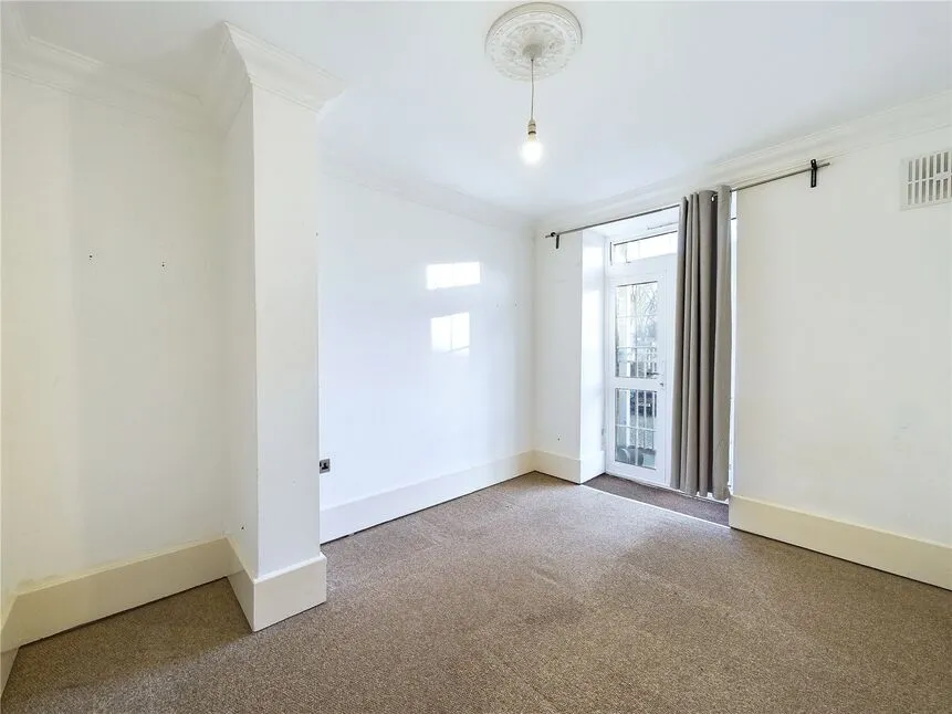 Upton Lane, Forest Gate, E7, photo 5