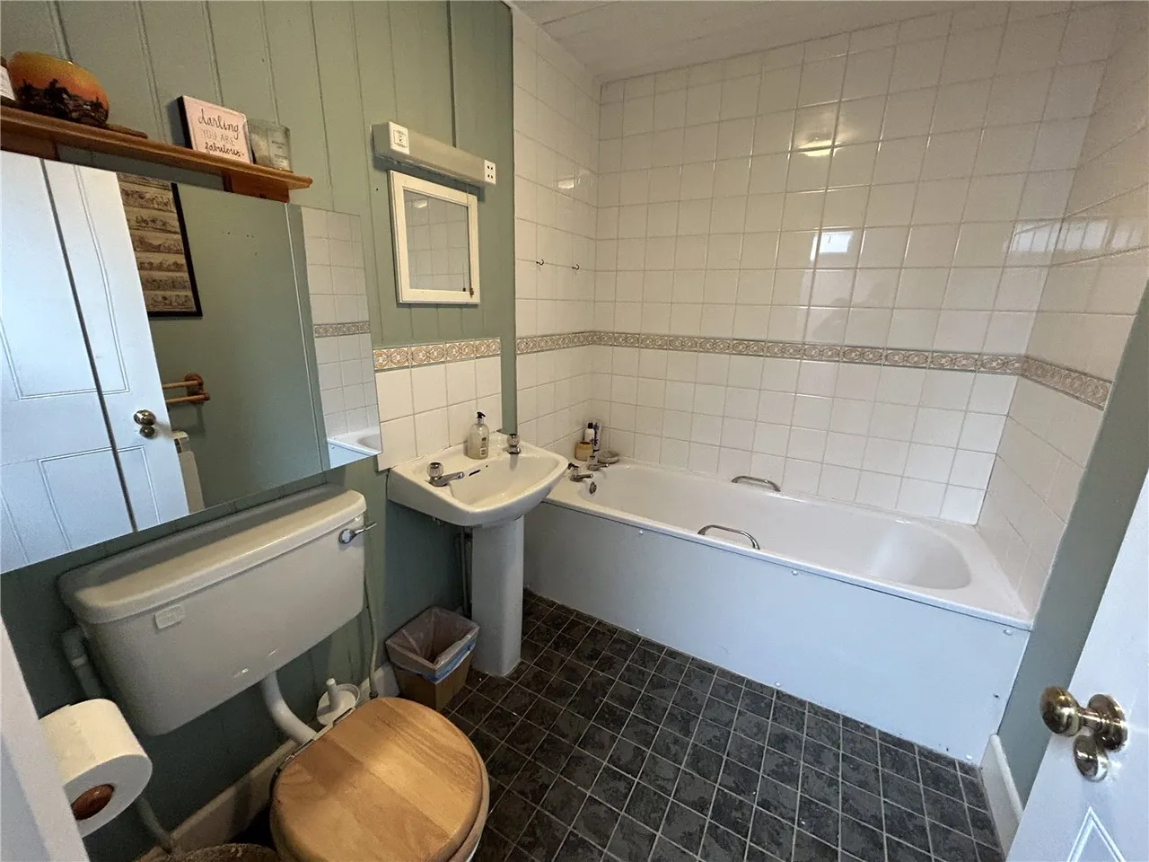 3 bed flat to rent — Druids Lodge, Salisbury, Wiltshire, SP3