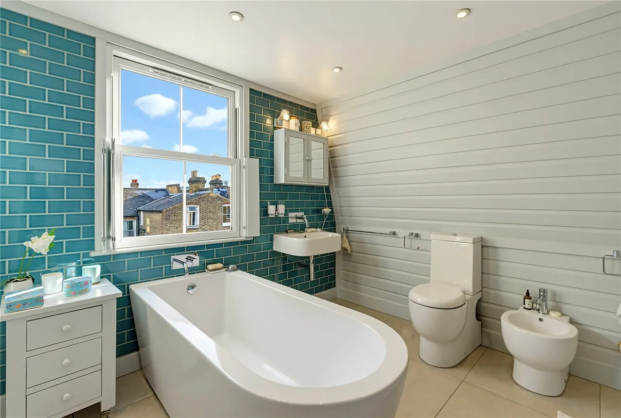 Honeywell Road, London, SW11, photo 16
