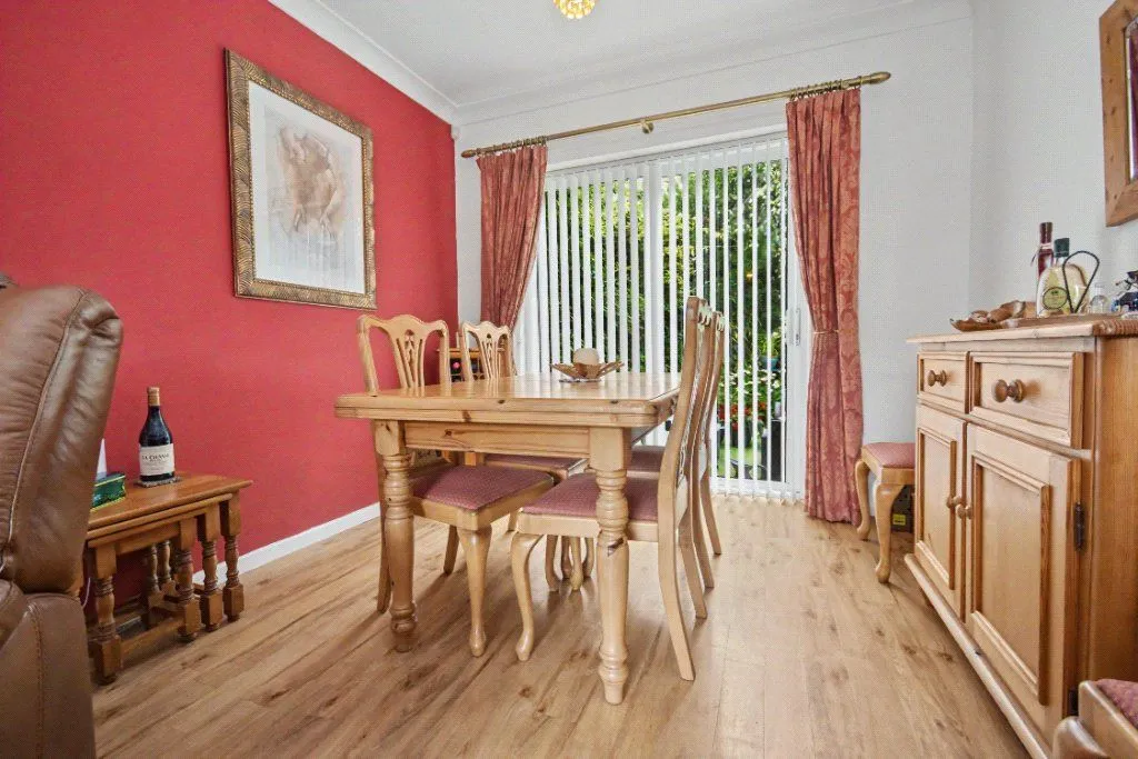 Magna Grove, Wakefield, WF2, photo 13