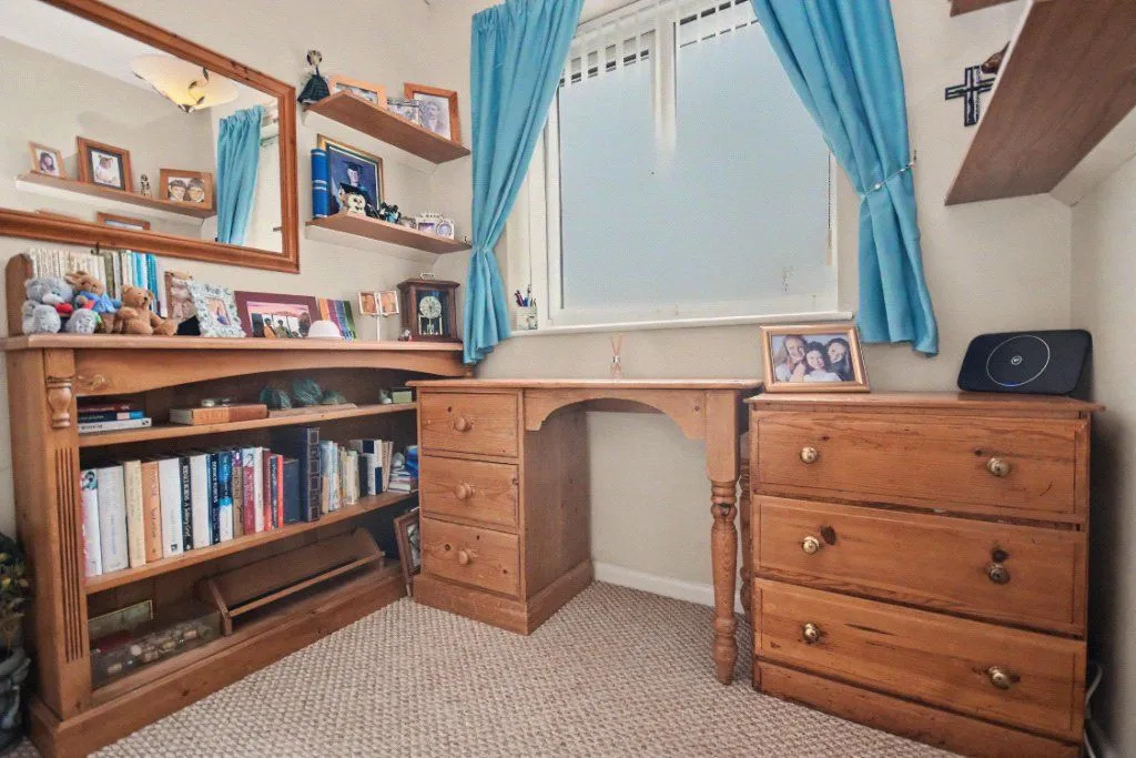 Magna Grove, Wakefield, WF2, photo 14