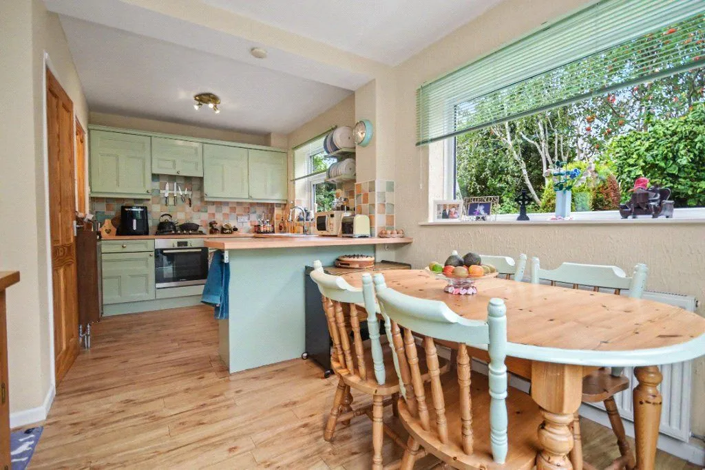 Magna Grove, Wakefield, WF2, photo 5