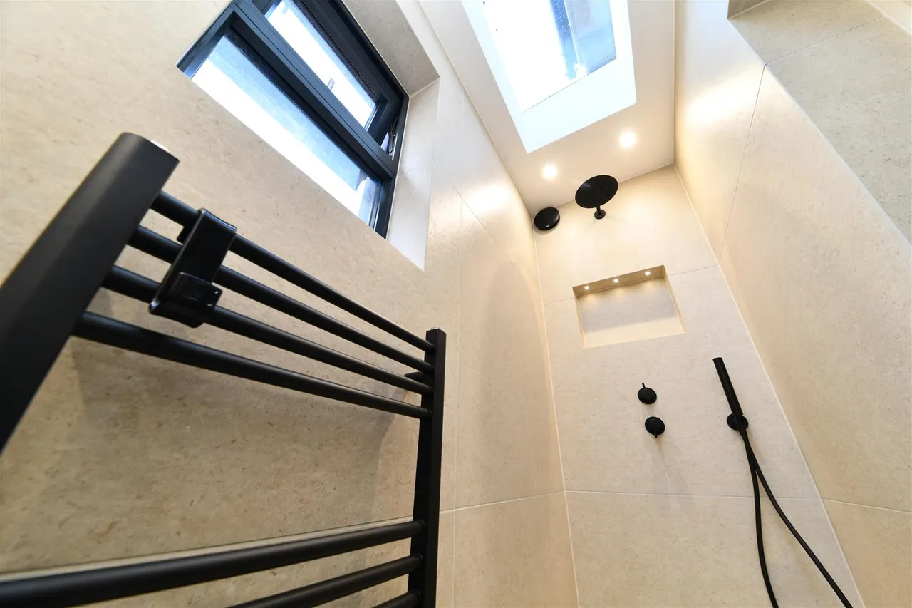 Shephall View, Stevenage, Herts, SG1 1RR, photo 4