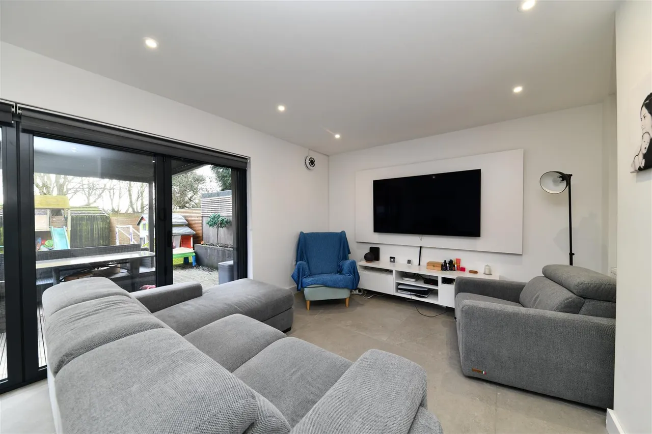 Shephall View, Stevenage, Herts, SG1 1RR, photo 19