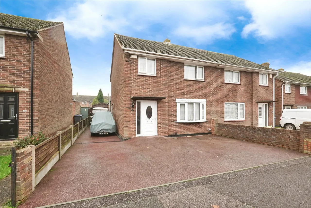 Vale View Road, Aylesham, Canterbury, Kent, CT3, photo 2