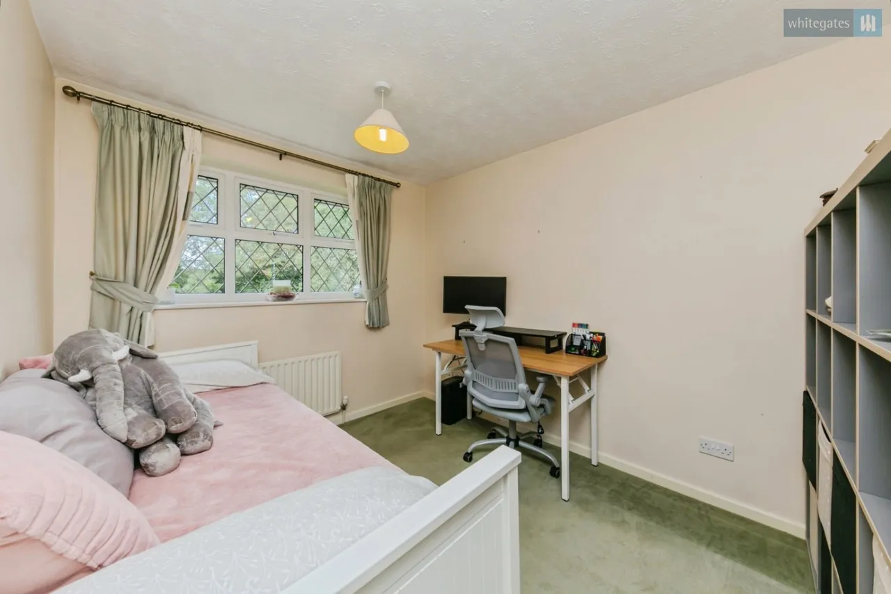 Charlcote Crescent, Crewe, CW2, photo 17